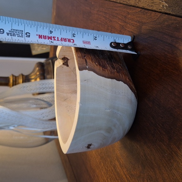 Hand Turned, Hand Crafted, Hand Made Wooden Bowl - Picture 7 of 7